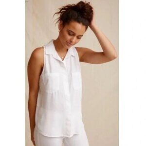 Bella Dahl Sleeveless Two Pocket Button Down with Back Vent | M
